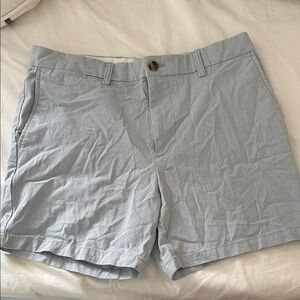 Men’s Old Navy Blue and White Pin Stripe Ultimate Slim Short -size 33